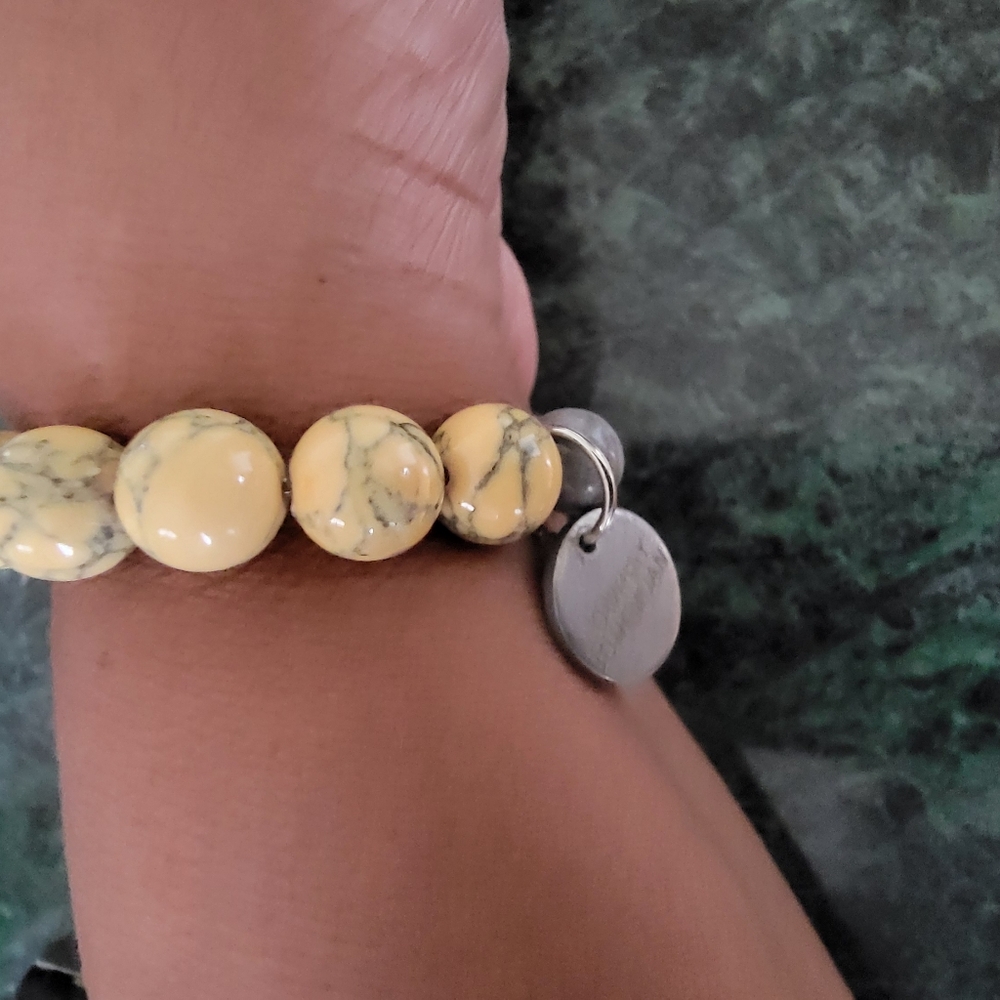 LOWKEY BOHEMIAN Stone beaded bracelet. - Picture 4 of 4